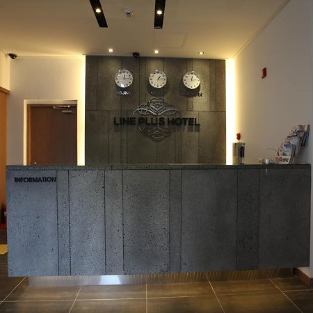 Lineplus Hotel Gimpo Esterno foto