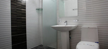 Lineplus Hotel Gimpo Esterno foto